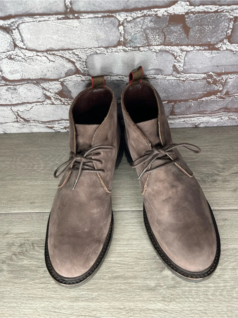 Allen Edmonds Surrey WeatherProof Taupe Nubuck Leather Boots Men sz 9.5D US/43EU